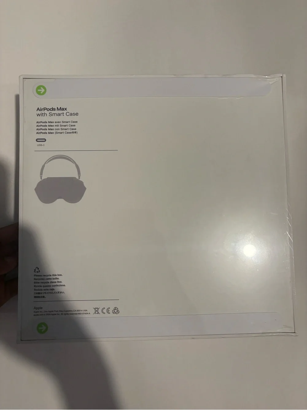 Apple AirPods Max with Smart Case - White